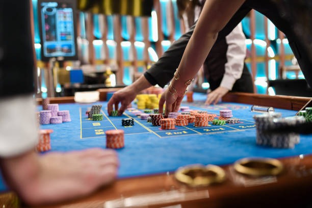 Roulette betting layout diagram with mainslot369 interface overlay
